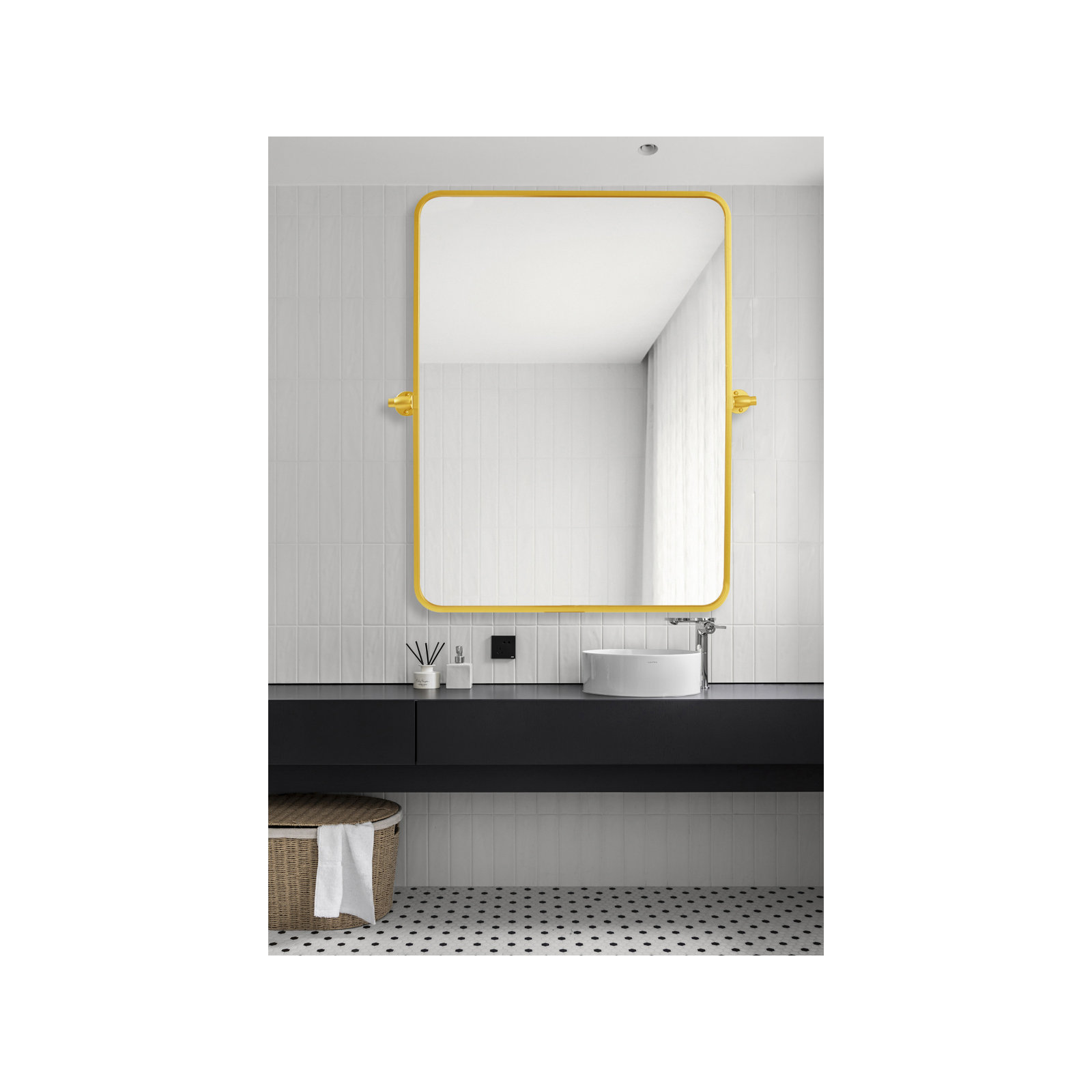 Bellatrix Metal Rectangle Wall Mirror, Gold