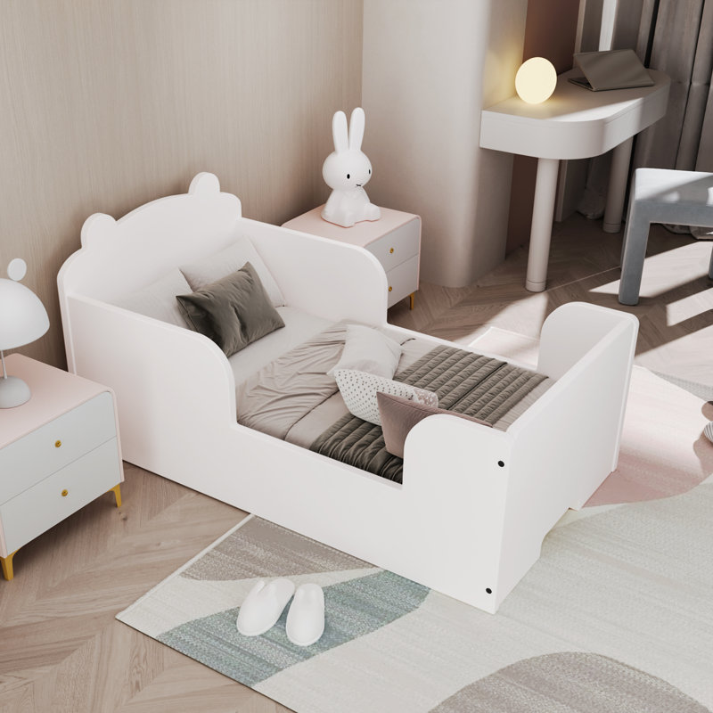 Toddler Solid Wood Bear Shaped Floor Bed, White