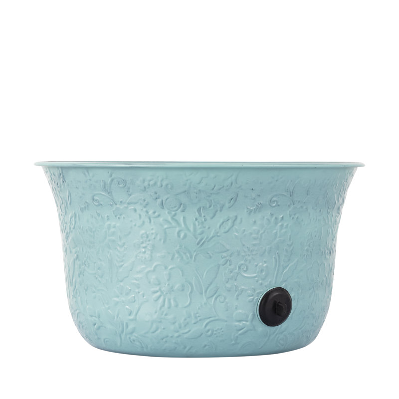 Embossed Hose Pot