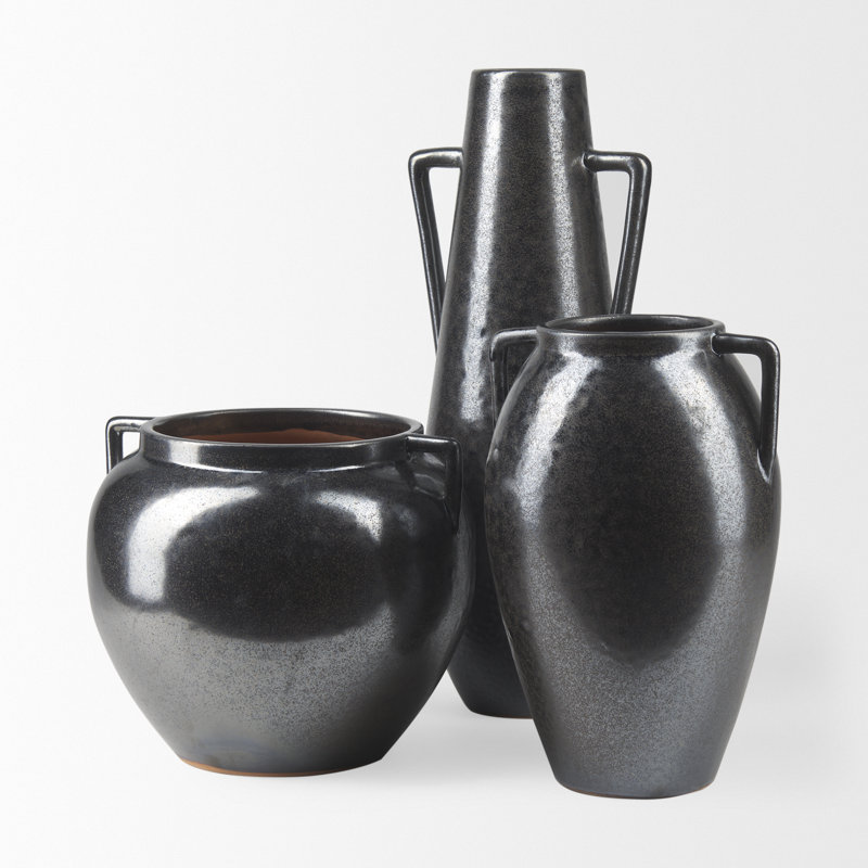 Aguilar Ceramic / Porcelain Table Vase