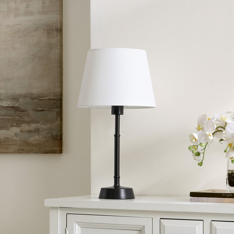 Mabelyn Metal Table Lamp