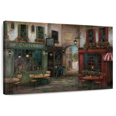Sireci Courtyard Ambiance I