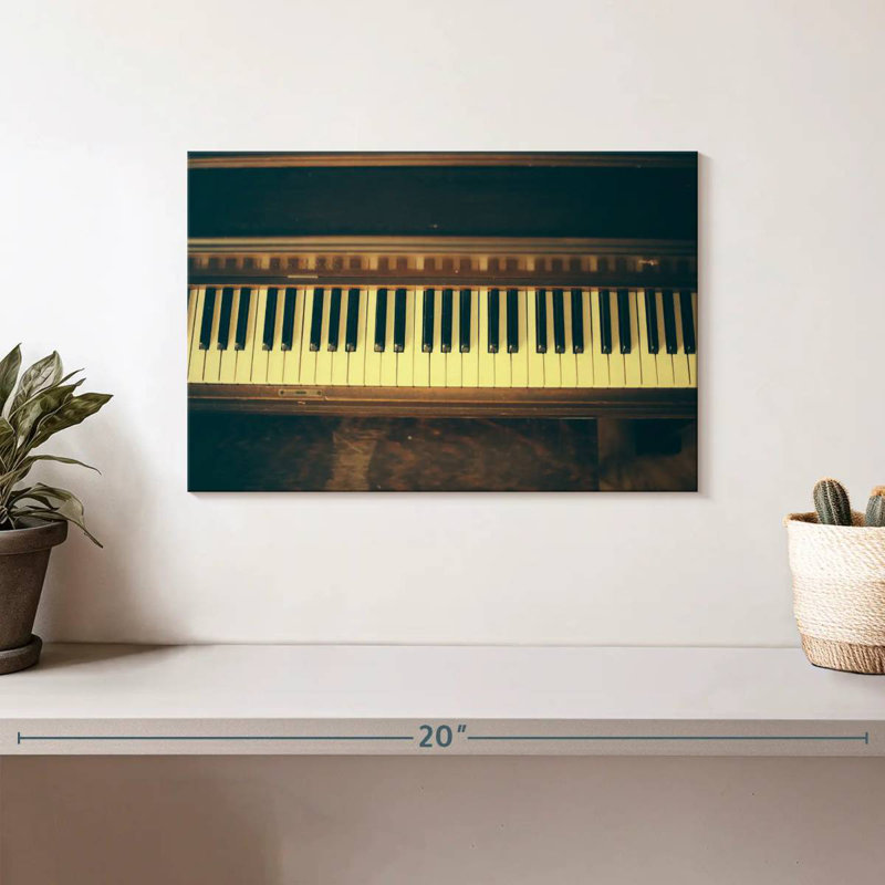 Abarca Classical Piano, 8" H x 12" W