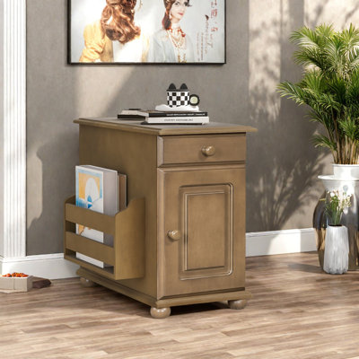 Table d'appoint à plateau rabattable vintage avec ports USB, un tiroir multifonctionnel avec porte-gobelets, une table de canapé avec bibliothèque pour le salon et les petits espaces