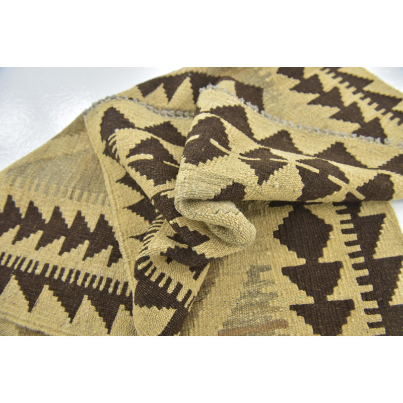 Tapis zone en laine crème/brune 2 pi 8 po x 4 pi one-of-kind noué la Lorain