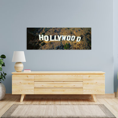 États-Unis, Californie, Los Angeles, vue aérienne de Hollywood sign à Hollywood Hills, art contemporain de montagne contemporain