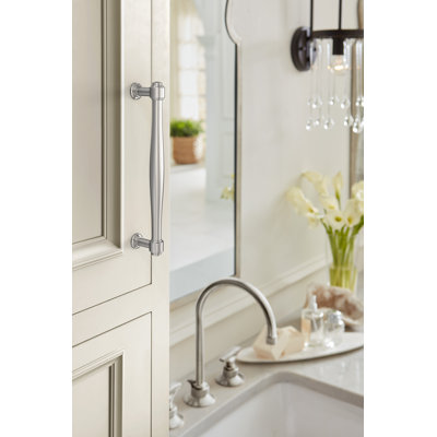 Enlivity Center-to-Center Appliance Pull