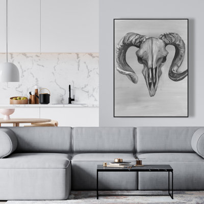 Tête de mort en niveaux de gris, crâne de cerf gris