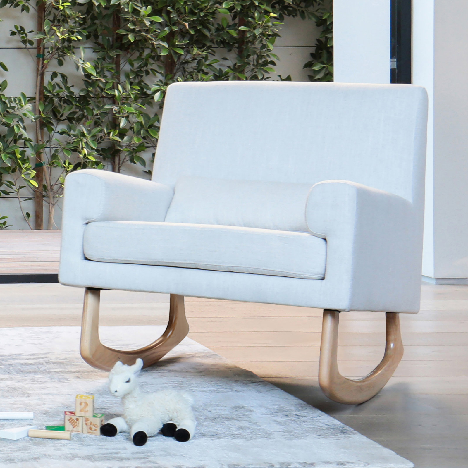 Sleepytime Rocking Chair, Light, White Polyester