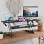 Convertisseur de bureau debout avec bureau 47 po Mount-It, noir