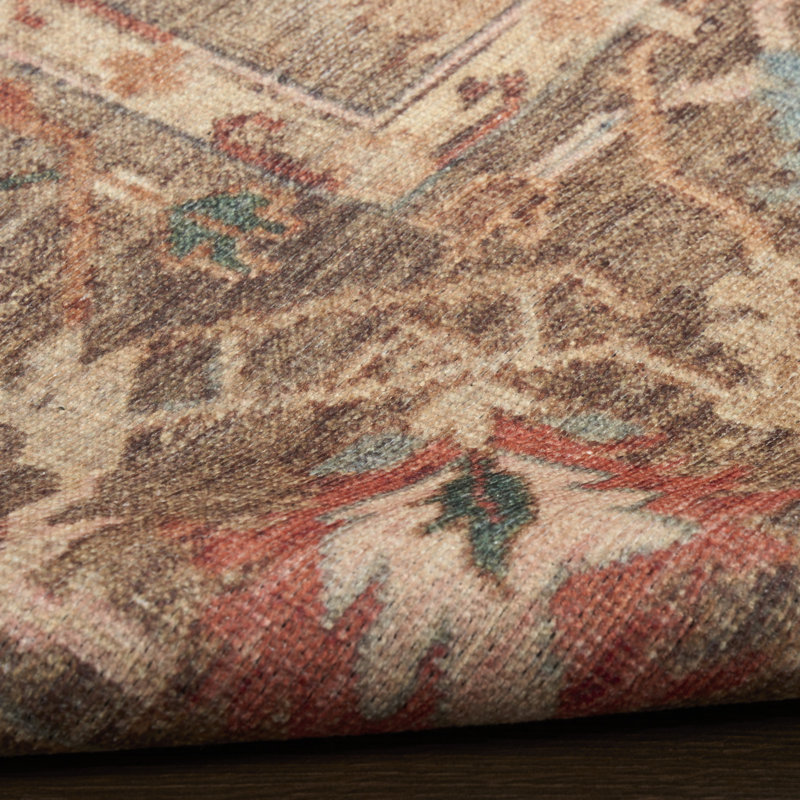 Henricks Machine Washable Vintage Area Rug, Rectangle 4' x 6'