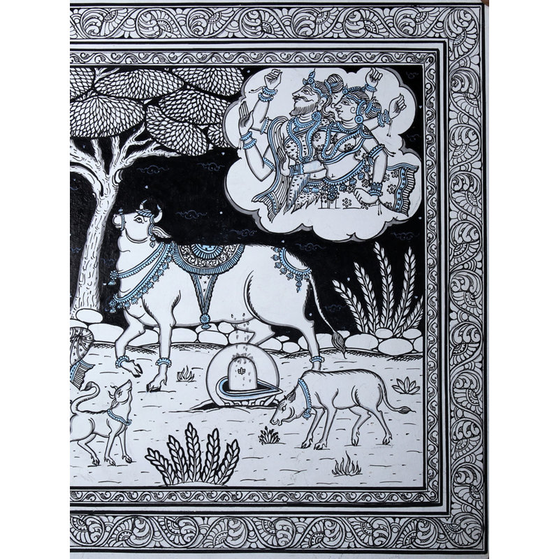 Vache faisant un abhisheka de Shiva Linga