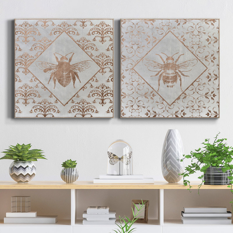 Bee Distress I - ensemble de 2 reproductions sur toiles tendues, H 10 po x l 10 po x P 1 po
