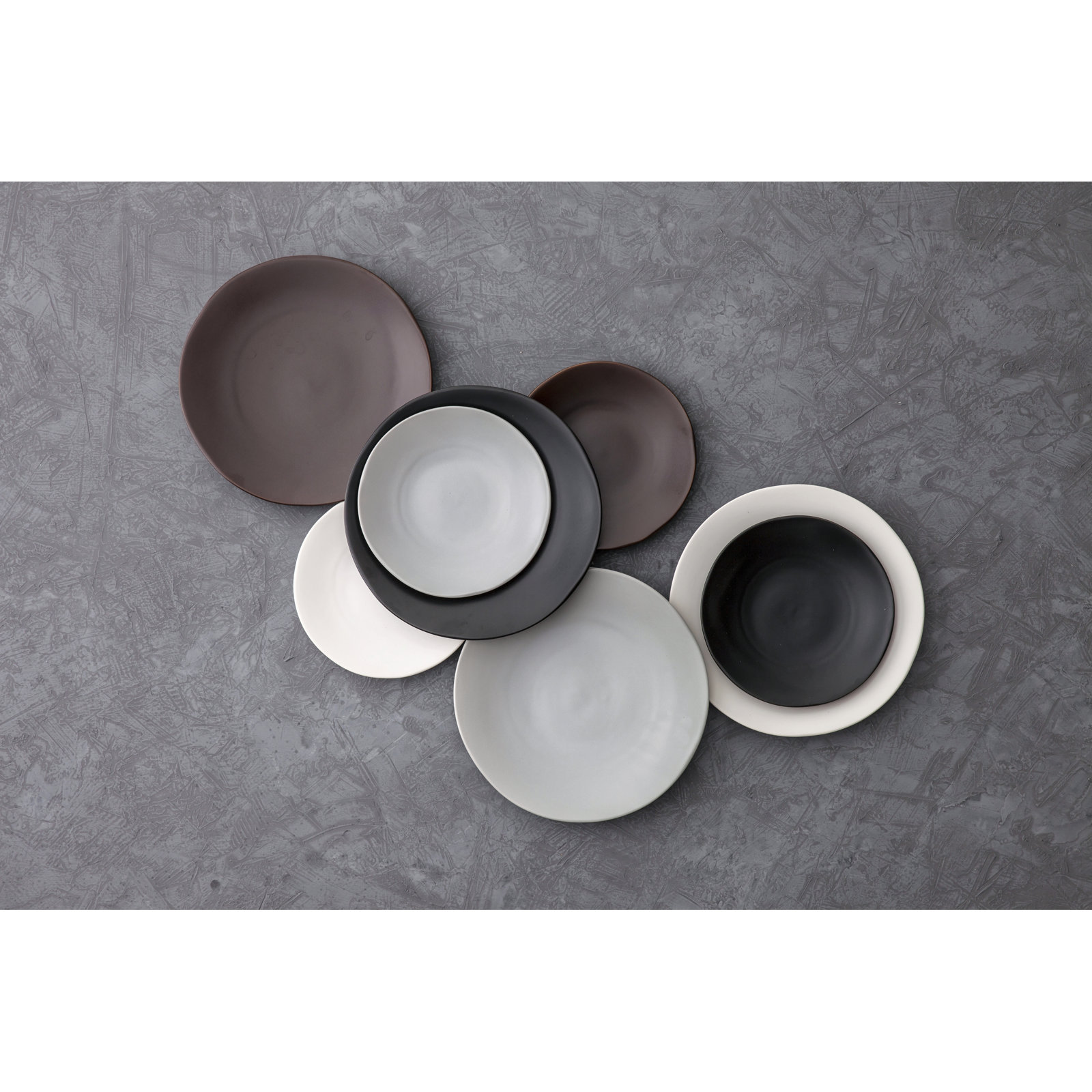 Fortessa Heirloom 11" Dinner Plate, Charcoal