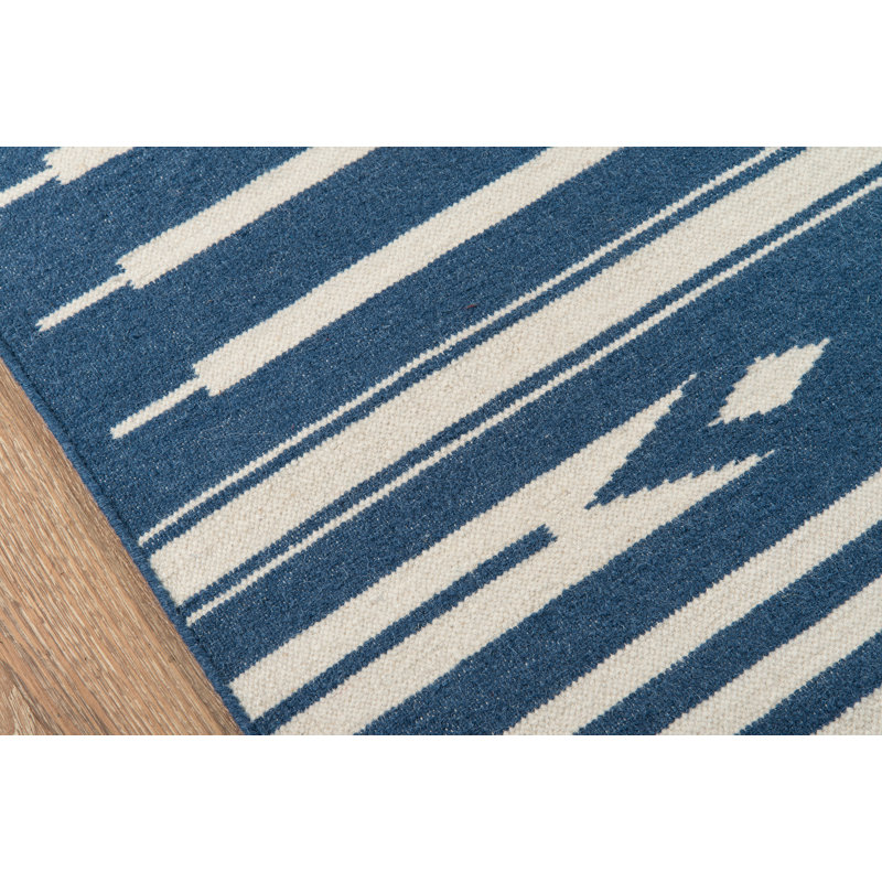 Thompson Wool Geometric Area Rug in Denim, Rectangle 2' x 3'