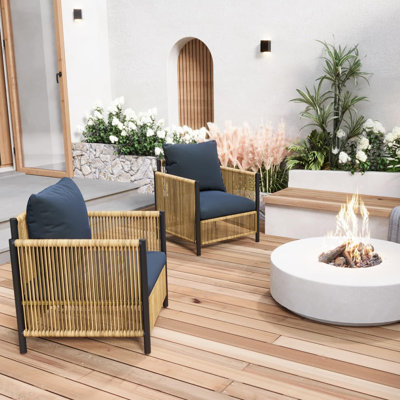 Cedarfields Metal Outdoor Lounge Chair