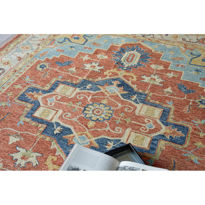 Richmond Serapi Hand Tufted Oriental Area Rug in Beige/Red, Rectangle 9' x 12'