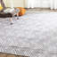 Tapis gris tissé à la main Shryock-15105863