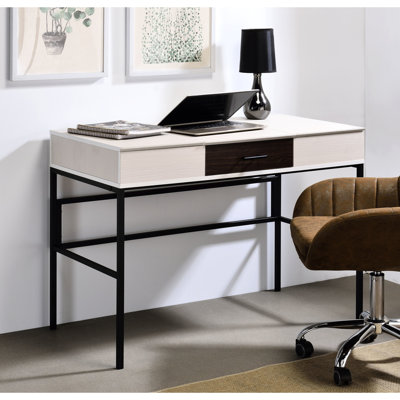 Bureau naturel et noir avec douille - l 40 po x P 20 po x H 25 po avec 3 compartiments de rangement