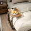 Table de bout en C Gilsum, avec plateau en bois massif et base en acier-135807070-192574273