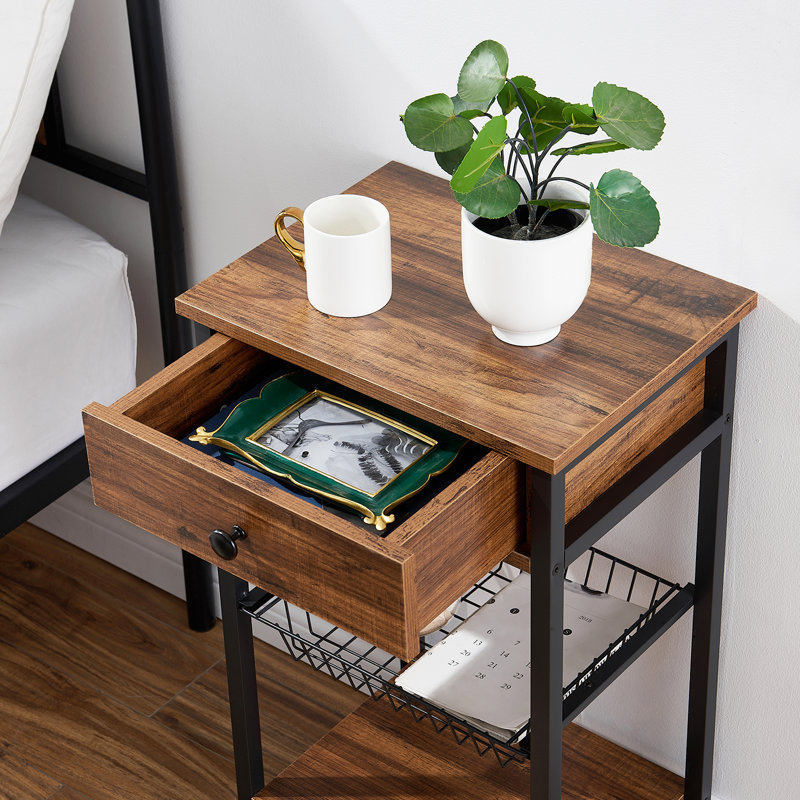 15.7'' W Metal Nightstand