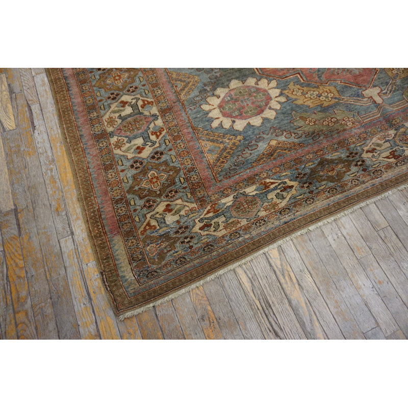 Tapis noué à la main à motif tribal
