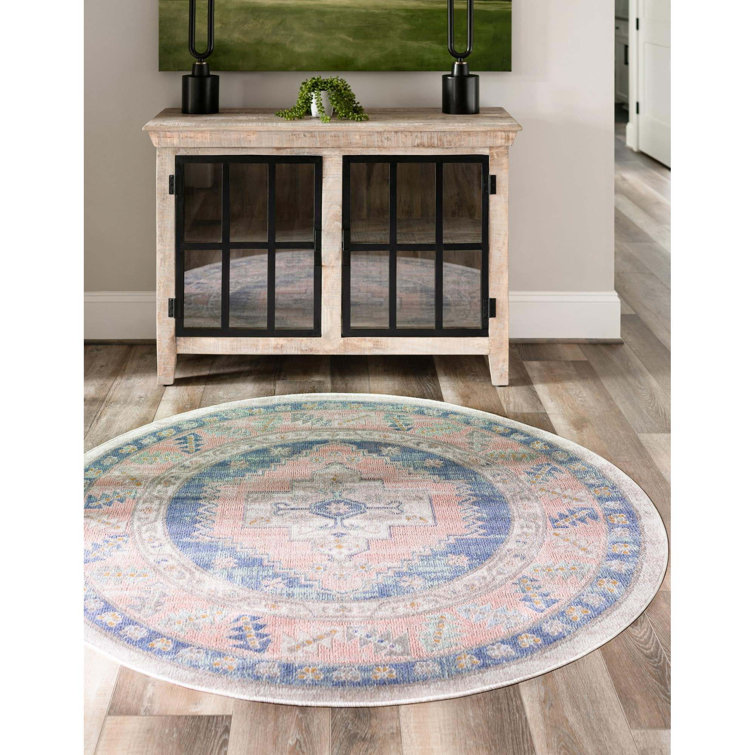 Shauntrelle Oriental Indoor Rug