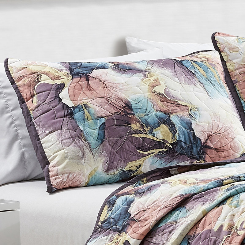 Floral Coverlet, Queen Bedspread + 2 Standard Shams
