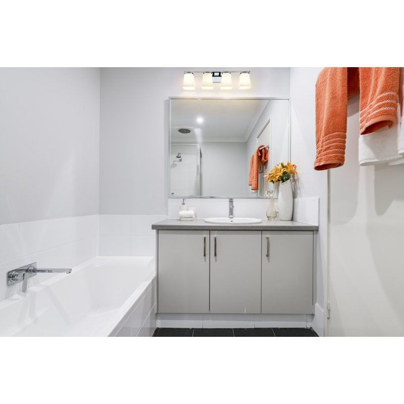 Ensemble de meuble-lavabo 4 lumières Rohrersville, Chrome