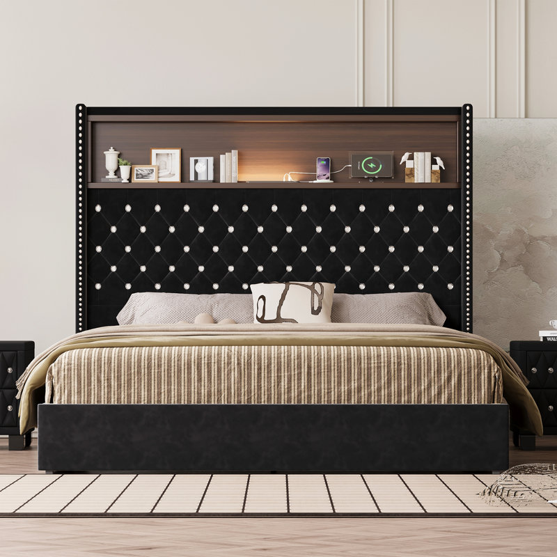 Structure de lit pour grand lit en velours capitonné avec port USB et veilleuse, tête de lit à hauteur de 52 po avec rivets, lit plateforme à oreilles avec tablette de tête de lit