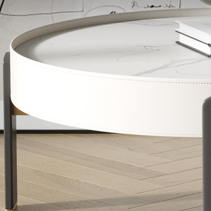 Table basse simple de style crème moderne