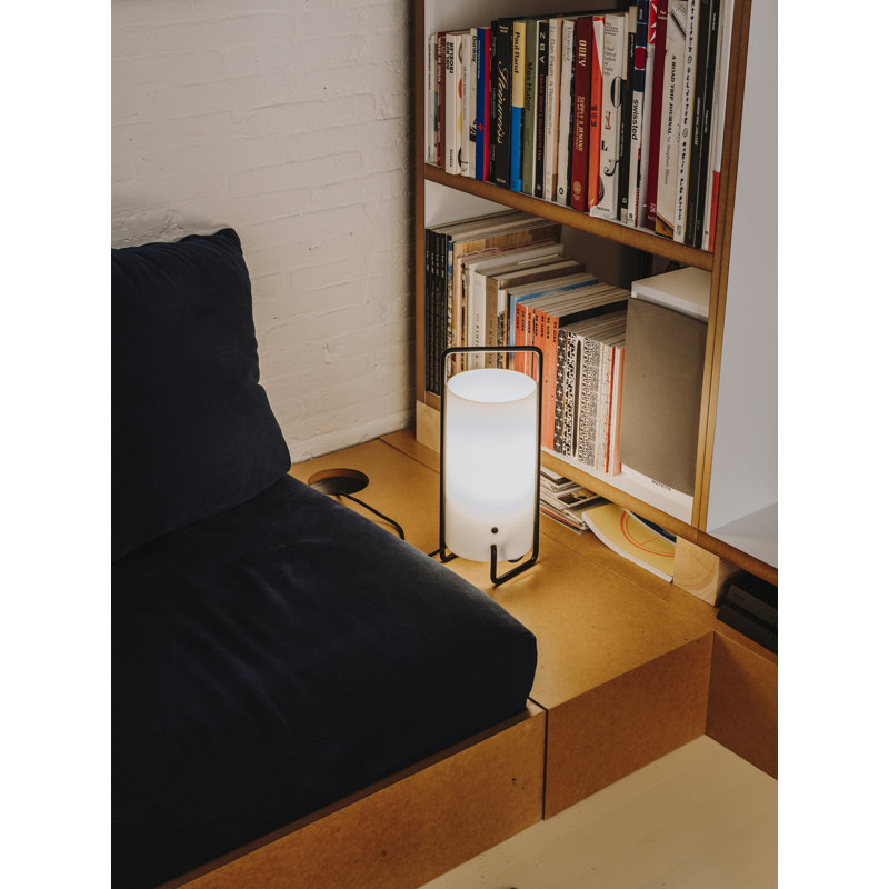 Asa Table Lamp, Black