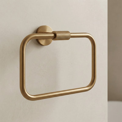 Forward Towel Ring