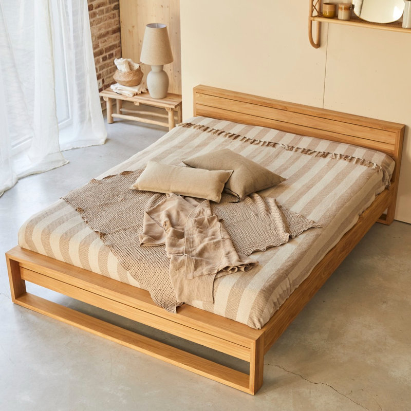 Minimalys Solid Wood Bed