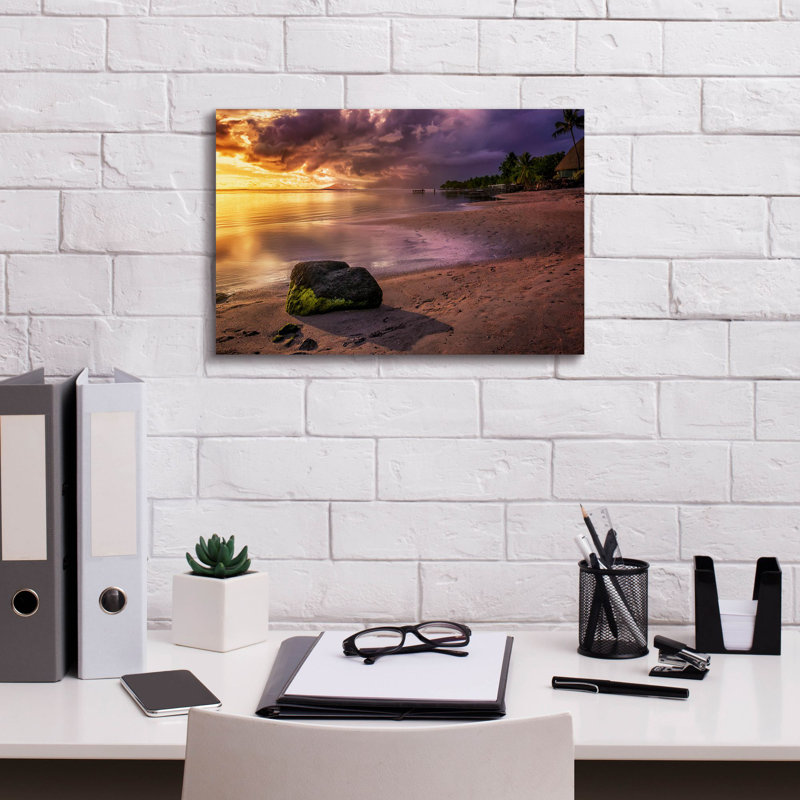 Sur toile, H 12 po x l 18 po x P 0,75 po
