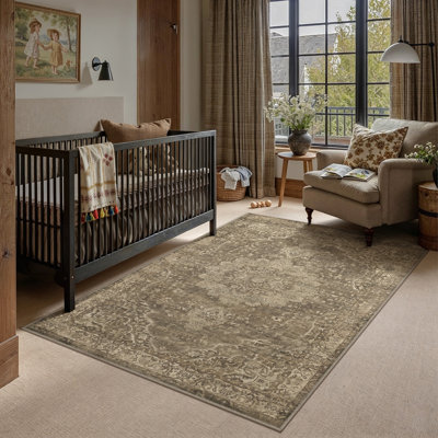 Tapis Isolde Vintage à médaillon avec motif floral vieilli et envers antidérapant