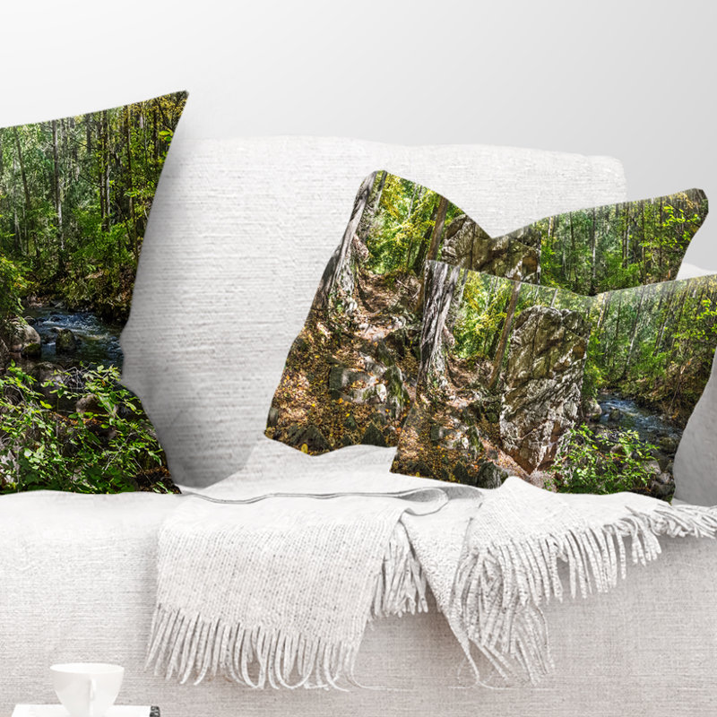 Huge Rock in Black River Shore - Coussin à imprimé paysage, Rectangulaire, 12 po x 20 po