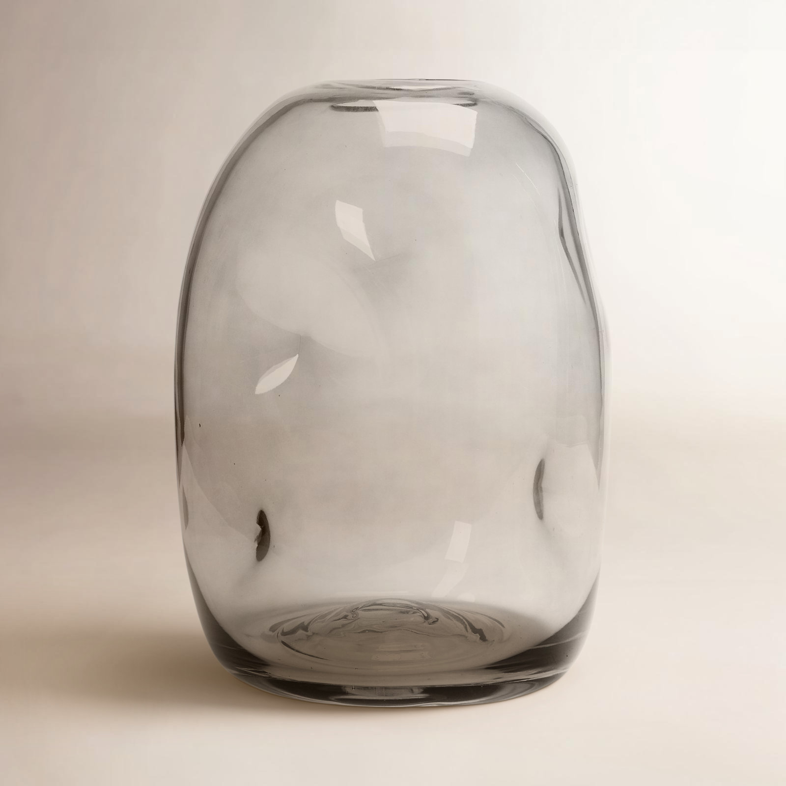 Benji 10.25'' Glass Table Vase