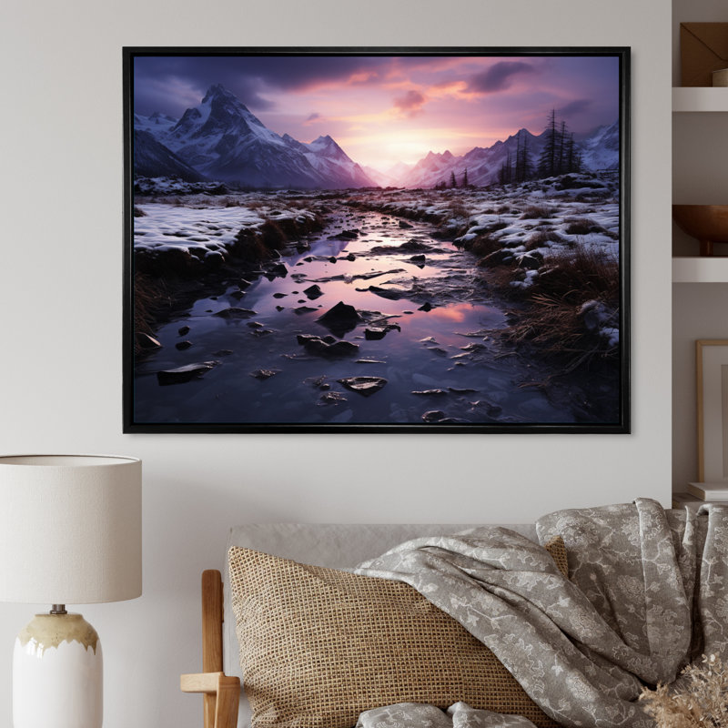 Alaska, crépuscule arctique sur toile, H 16 po x l 32 po x P 1 po, Cadre flottant noir