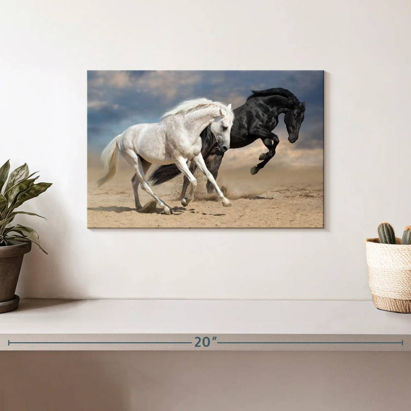 Chevaux noirs et blancs Brampt, H 8 po x l 12 po
