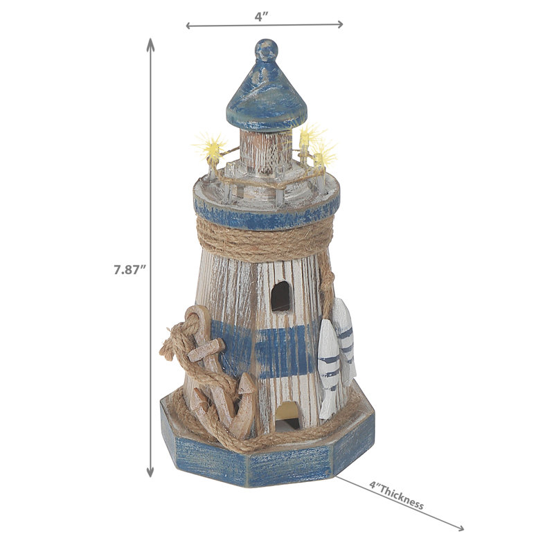 Petit phare en bois avec ancre