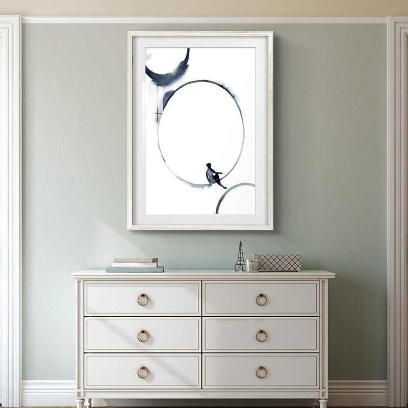 «Woman in the Moon I», reproduction encadrée, H 28,5 po x l 20,5 po, Blanc
