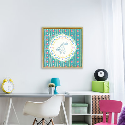 Cadre flottant avec motif de rayures florales, design par Angela Steahling