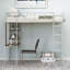 Lit mezzanine simple en métal avec 2 tablettes et un bureau