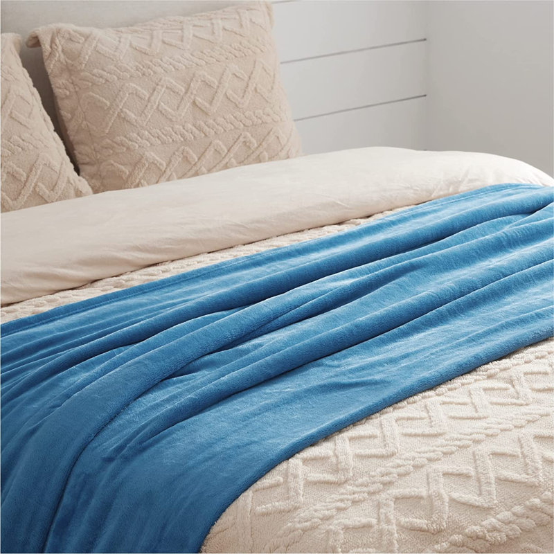 Eilly Luxury Flannel Fleece Throw Blanket for Bed & Sofa, 150cm W x 200cm L, Teal Blue