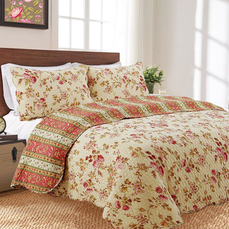 Charleston Cotton Floral Quilt, Queen Quilt + 2 Shams