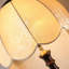 Tissus beige-blanc + brun-noisette + lampes sur pied en bois massif-132942876