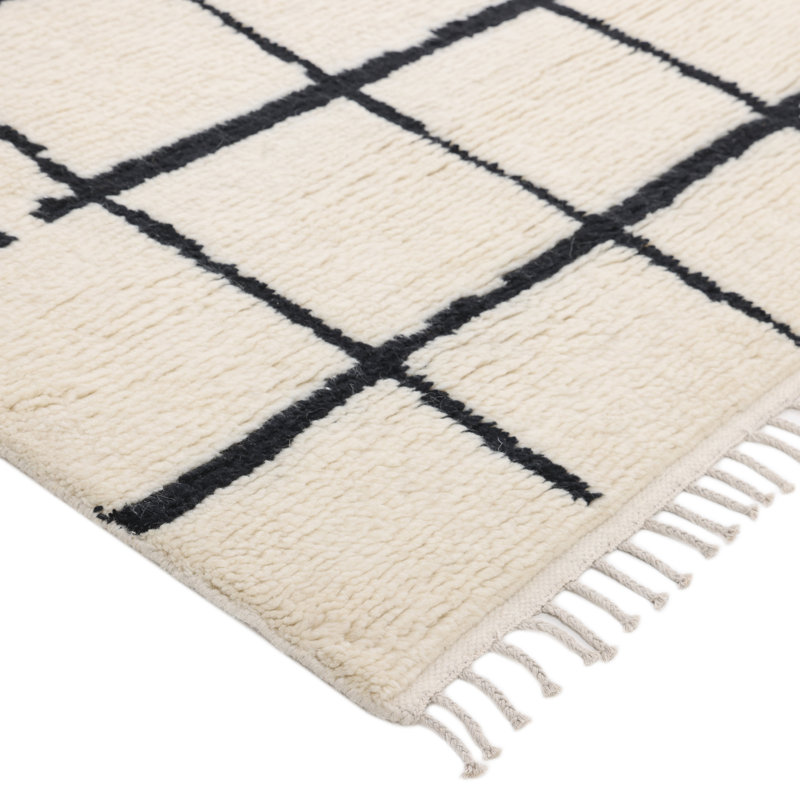 Paris Geometric Area Rug in Ivory/Black, Rectangle 8' x  10'