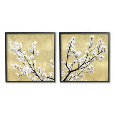 "White Cherry Blossom Branches over Neutral Tan" par Kate Bennett - ensemble de 2 reproductions d'art