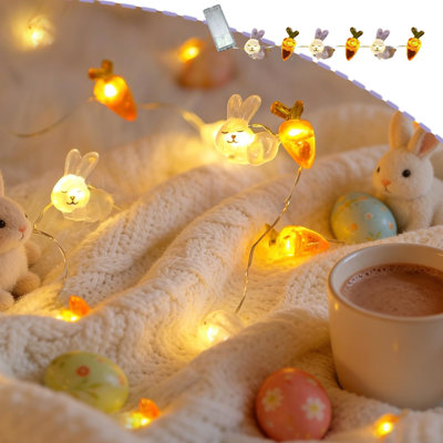 Guirlande de Pâques avec lumières à DEL en forme de carotte, fils de cuivre décoratifs et lumières de Noël
